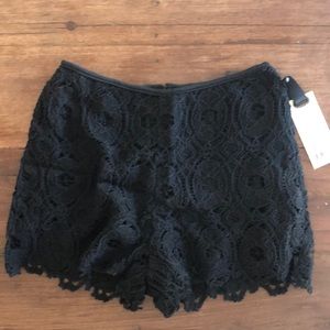 BB Dakota lace shorts